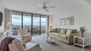Anchorage Resort 6th Floor 2 bedroom Condo on Siesta Key 0889 - Siesta Key - 8
