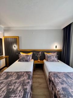 Costa Bitezhan Beach Hotel - 9