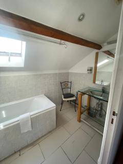 joli T3 au coeur de lourdes - 6