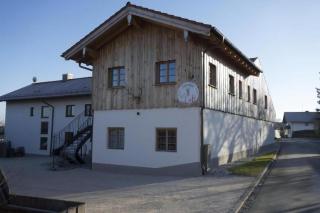 Gemütliche Ferienwohnung In Hirschbichl - Emmering - 0