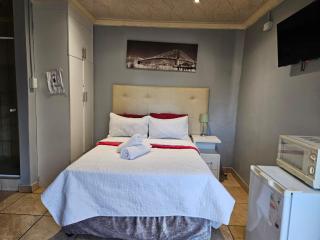 Tripple D Guest House - Bloemfontein - 4
