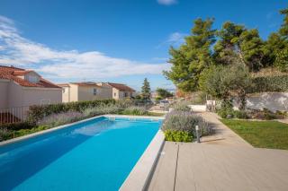Luxuriöse Villa Elena Bei Split Mit Privatem Küchenchef - Podstrana - 3