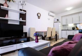 Ganzes Ferienhaus In Pisak Mit Privatem Pool - Pisak - 5