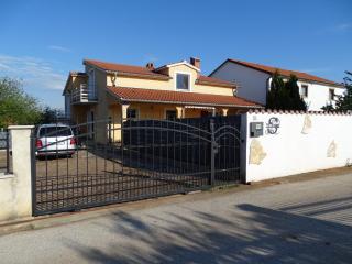 Villa Ana - Klimatisierte Ferienhaus mit Pool - Kaštel - 9
