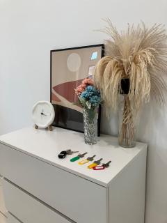 Chicken Little 4-bedroom home with free parking! Available for Business Trip - 5