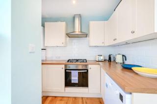 Host & Stay - Blue Bolthole on Vicarage Lane - Rottingdean - 1