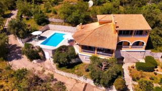 Villa In Ruhiger Lage Mit Herrlichem Meerblick - Gimari - 8