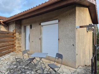 Grand T2 tout confort au calme avec terrasse - 9