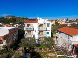 Apartments Kristijan - Drage - 0