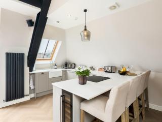 Modern 1 Bed with Roof Terrace Central Warwick Pass the Keys - Warwick - 7