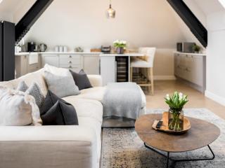 Modern 1 Bed with Roof Terrace Central Warwick Pass the Keys - Warwick - 5