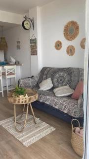 Charming Apartment in Blanes - Sea View and Pool - Blanes - 5
