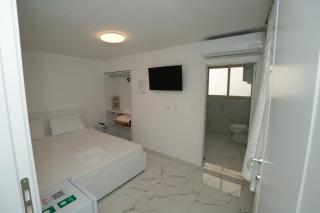 Enles Hostel - Durazzo - 6