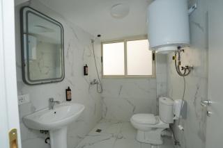 Enles Hostel - Durazzo - 7