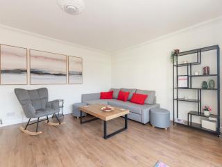 Pass the Keys Bright Spacious 4BR House Elizabeth Line - Londra - 2