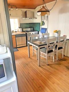 Waterfront, Private Dock, Fishing, Snowmobiling, Minimum 32 Nights - 6