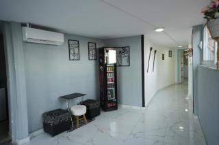 Enles Hostel - Durazzo - 2