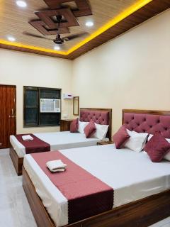 Anpurna p guest house - Varanasi - 8