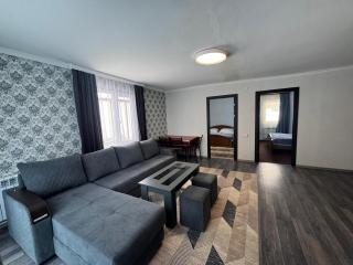 Nirvana Lake View 2 - 6