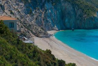 Modern Style Villa - 0