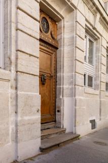 Le Haussman 4 places - Louis Pradel - Netflix - Lione - 1