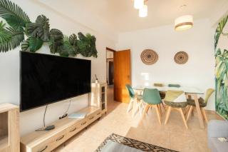 Cozy Apartment in central Almada w Swing Chairs - 9