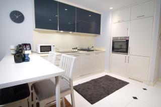 Modern & Cozy 1bdr In Vibrant Beyolu - Istanbul - 2