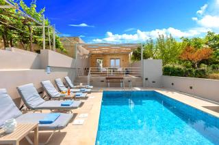 Cretan Breeze Villa Beheizter Privater Swimmingpool - Dhrámia - 0