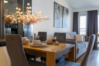 Apartamenty PREMIUM 56 obok Rynku Centrum, Parking - GARAŻ PODZIEMNY, wysoki standard, spokojna i cicha okolica, Parking - UNDERGROUND GARAGE, high standard, peaceful and quiet area - Kielce - 0
