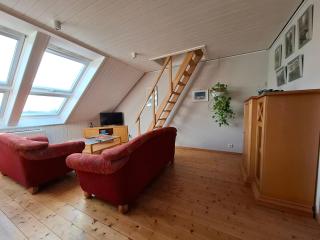 Angelika Ferienwohnung im DG - 1