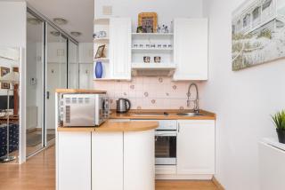 One Bedroom Apartment with Balcony in Poznan by Noclegi Renters - Poznan - 7