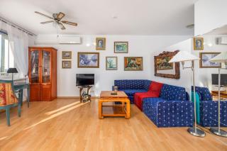 One Bedroom Apartment with Balcony in Poznan by Noclegi Renters - Poznan - 4