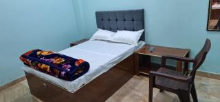Laxmi paying guest house - Varanasi - 0