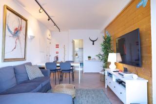 Beach House on Faro Island with a Dreamy Terrace and 7 Beds for the Perfect Escape - Faro - 6