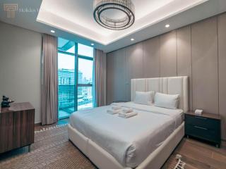 Modern 1-Bed Apartment in a Prime Central Location - 2