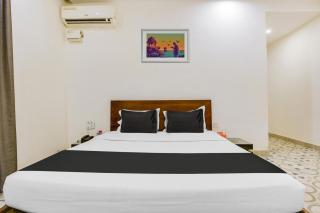 Townhouse Coastel Sun View Hotels - Goa - 1