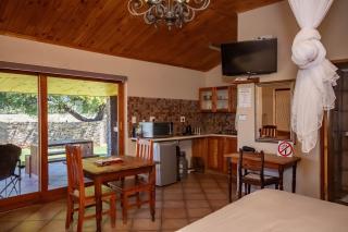 Tarantula Guest House - 1