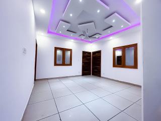 The Hotel JS Garden - Noida - 4