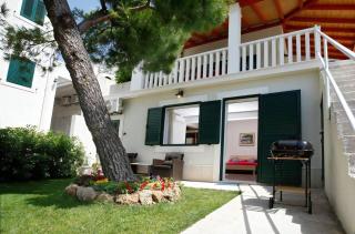 Gemütliches Ferienhaus In Medići Mit Terrasse - Medići - 7