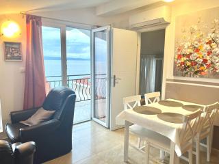 Ferienwohnung Mit Balkon Und Herrlichem Meerblick - Trogir - 0