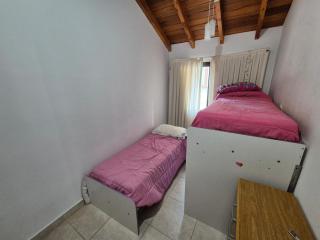 Amplia casa en La Falda - 2