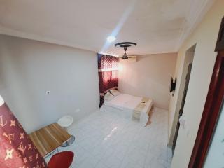 Brilux Apartments - Gbawe - 0