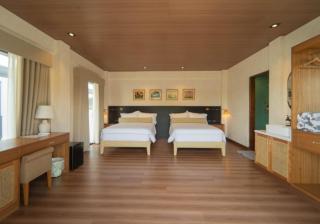 Natalna Boutique Home - 9