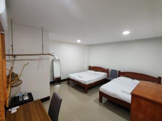 Lucena Apartments - Bolod - 7
