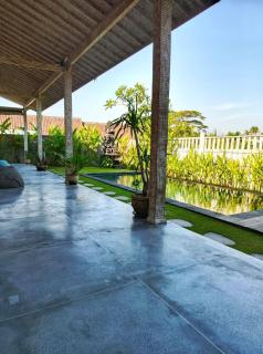 Balinese style villa Canggu area - Tumbak Bayuh - 3