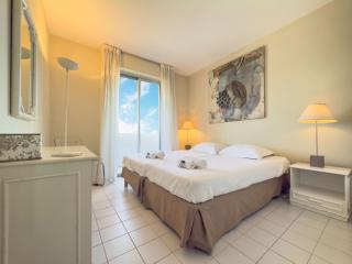 The Artist by Winsome Destination - Cannes - 4