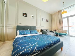 Luxury Oasis - Burj Khalifa Views - Dubai - 9