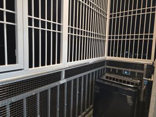 Hill View Apartment - 1