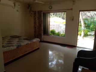 Holiday Tourisms Group of Homestay Food Scuba Diving Boating Watersports-Tarkarli-Devbag Beach - Bhogwe - 4