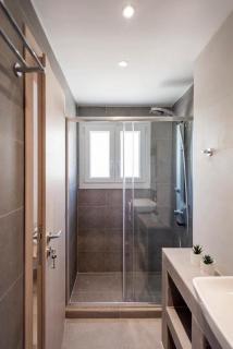 Beautiful Villa in Parikoia near the Sea - Aliki - 1